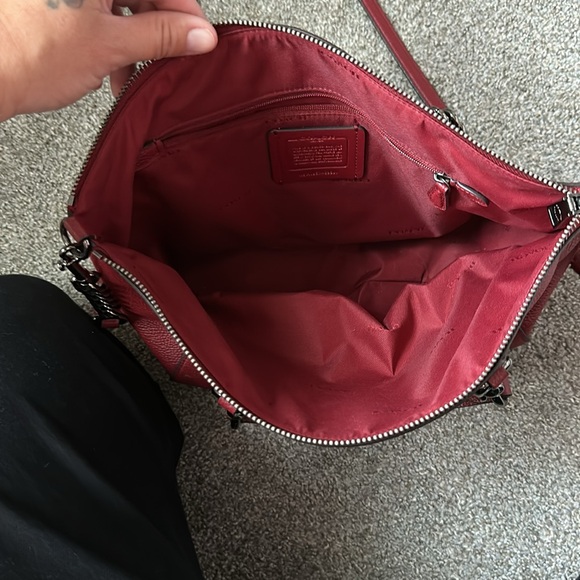 Coach - Picture 7 of 7